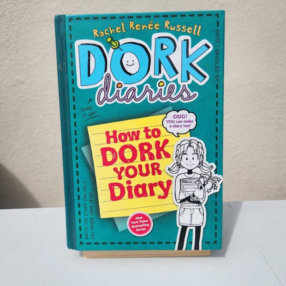 Dork Diaries 3 1/2 How to Dork your Diary Hardcover Book 9781442422339 by Rachel